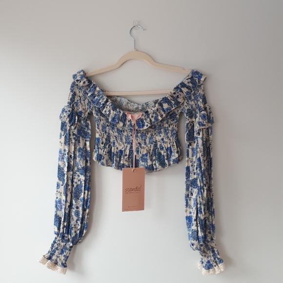 Scandal floral top - Picture 3 of 10